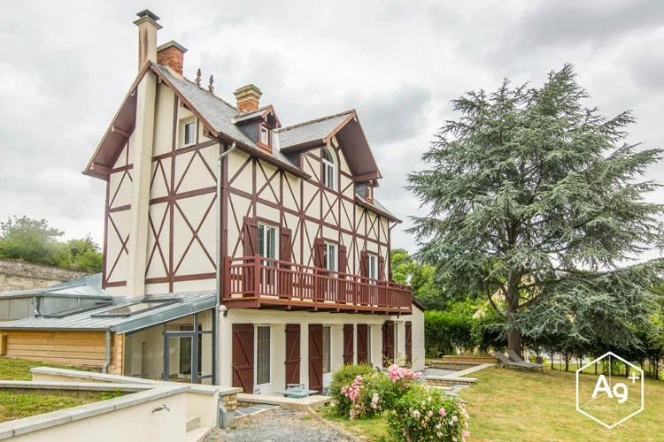 Façade à colombages de la maison